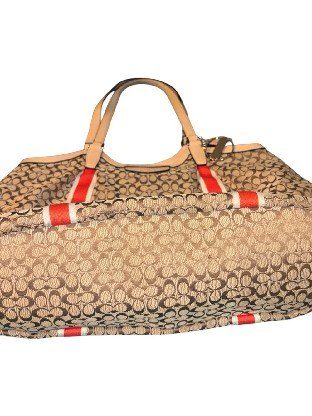 Coach tote signature